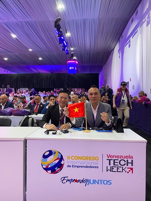 Tham gia tuần lễ Hội thảo  Công nghệ Quốc tế tổ chức tại VENEZUELA
